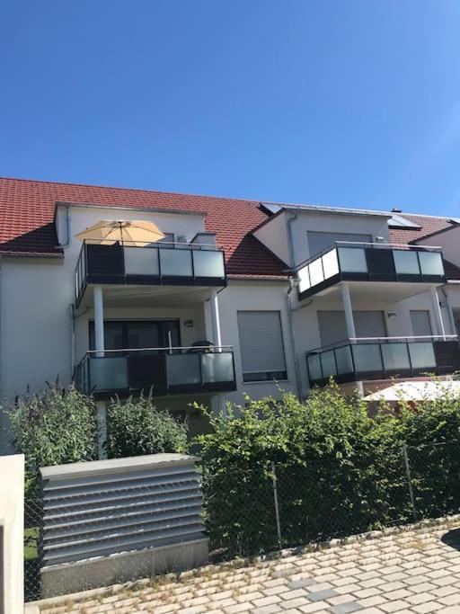 Appartement Feucht -Bhf 5 Min - Naehe Messe Eksteriør billede